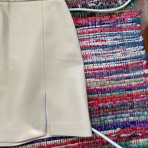 Aritzia Wilfred Patio Mini Skirt - Picture 4 of 4